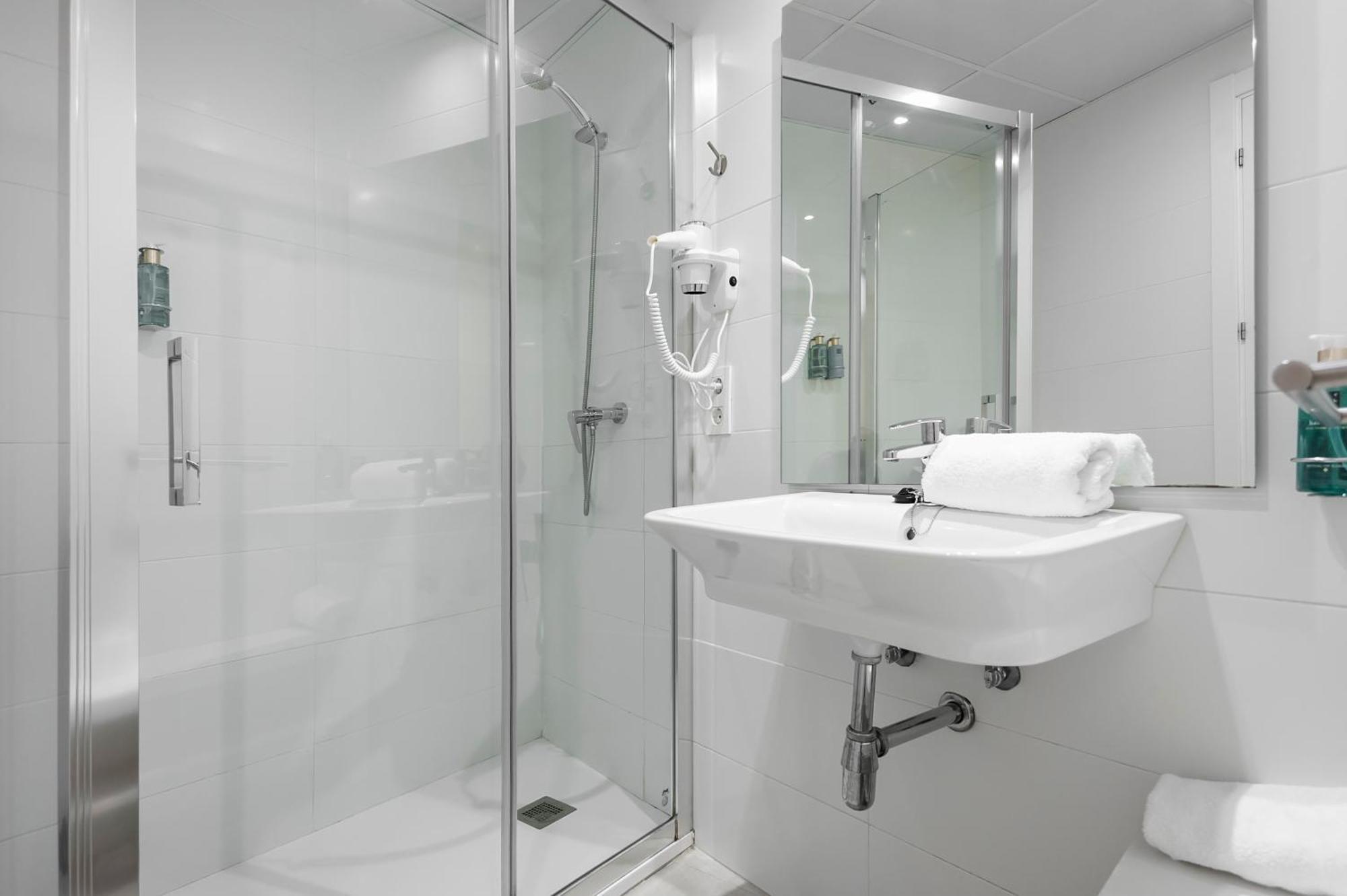 Apartamentos Isabella By Concept Flats Granada Exterior photo